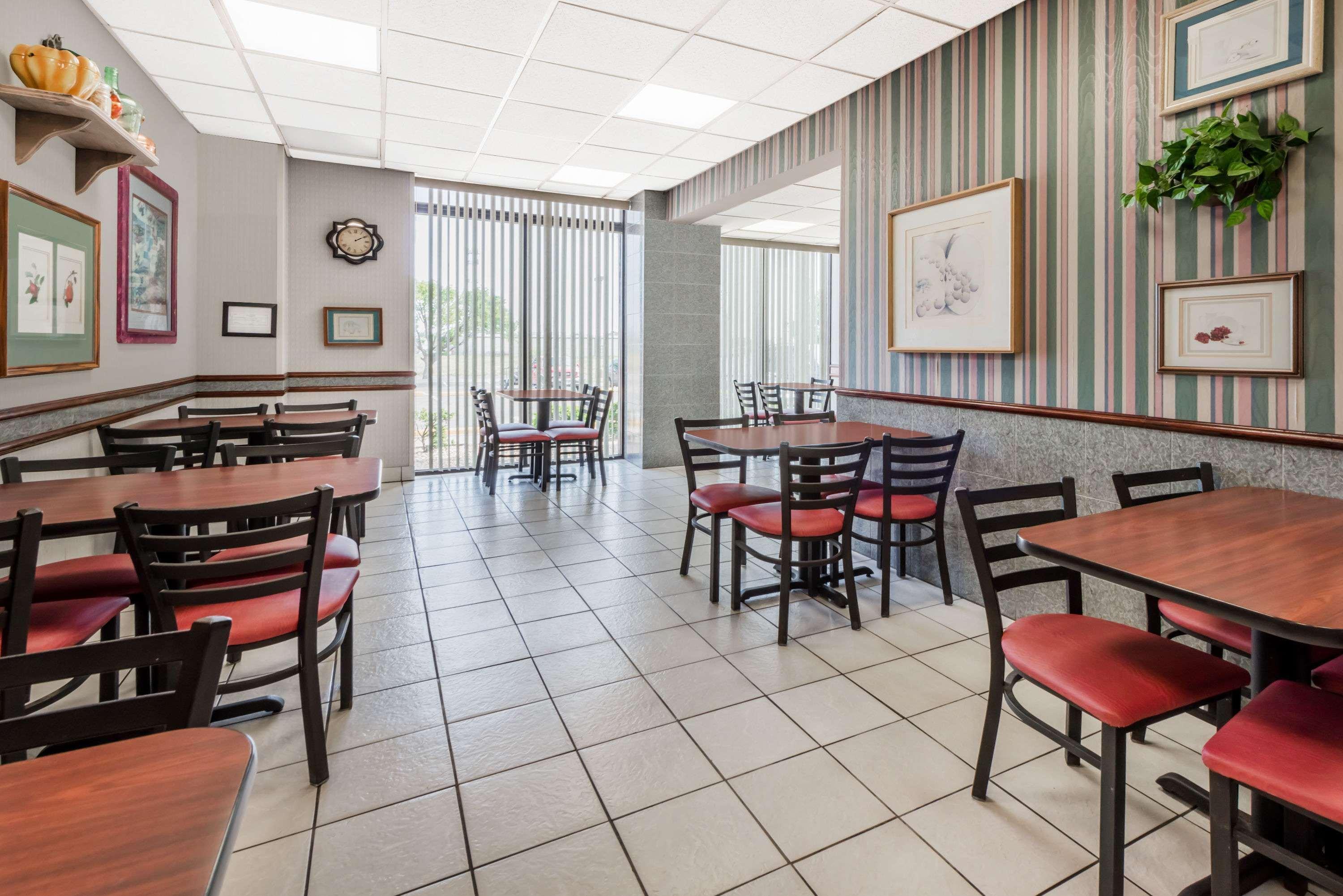 Days Inn By Wyndham Amarillo East Buitenkant foto