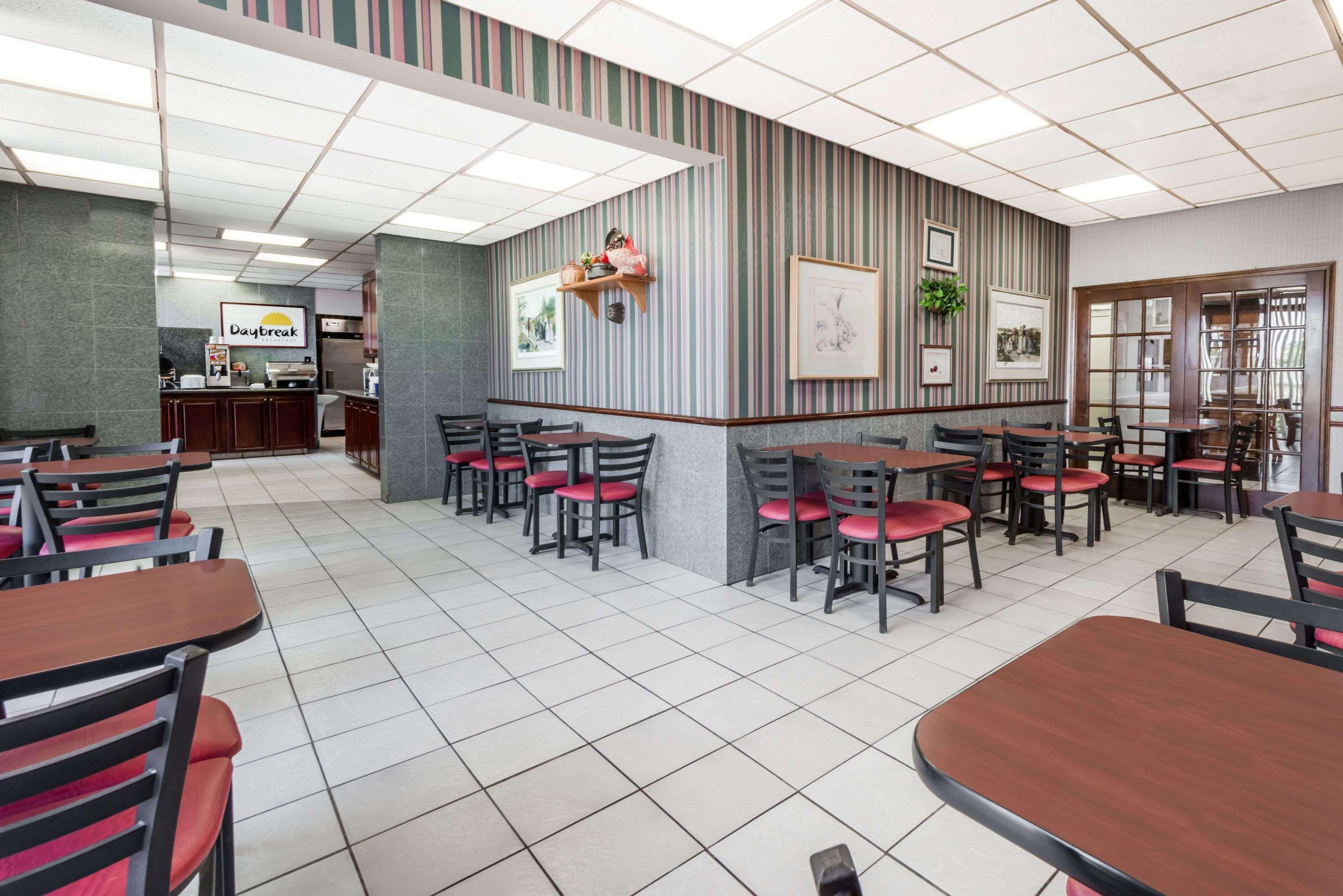Days Inn By Wyndham Amarillo East Buitenkant foto