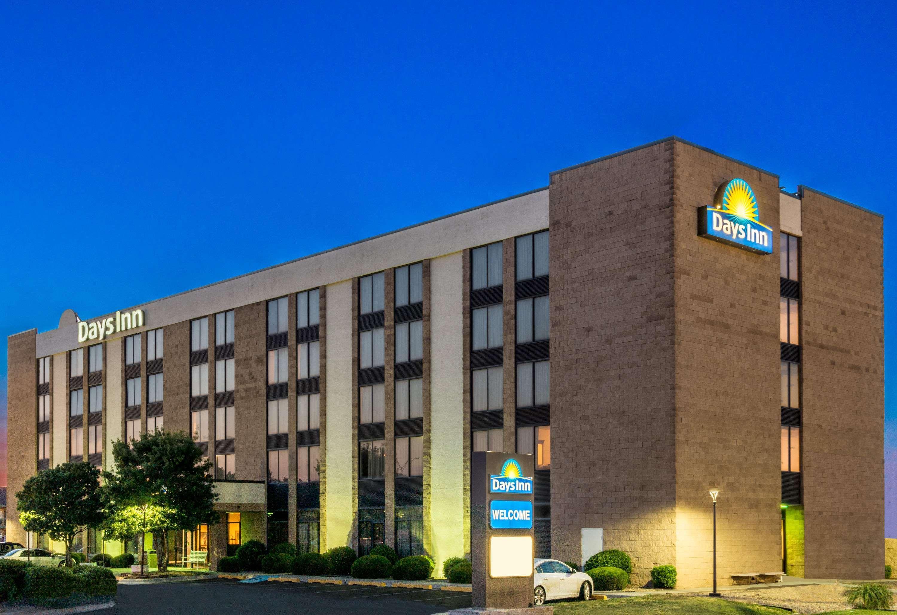Days Inn By Wyndham Amarillo East Buitenkant foto